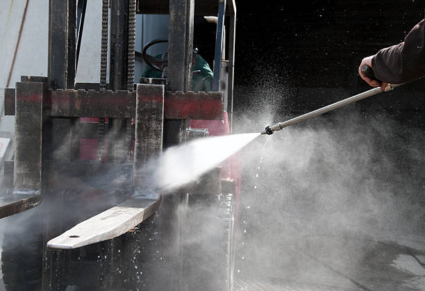 Why Choose Our Certified Pressure Washing Experts for Your Project Needs in New Market, TN?